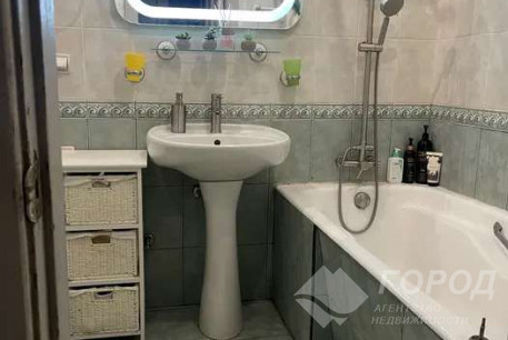Продам 3-х кімнатну квартиру, Новые дома, Маршала Жукова метро (Дворец спорта), Код: 615717/2
