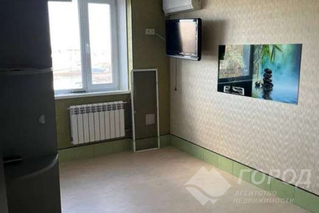Продам 3-х кімнатну квартиру, Рогань, Горизонт, Код: 620483/2