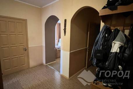 Продам 3-х кімнатну квартиру, ХТЗ, Код: 622873/1