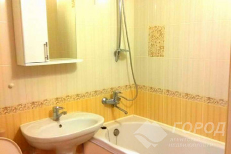 Продам 1-кімнатну квартиру, Новые дома, Маршала Жукова метро (Дворец спорта), Код: 629024/7