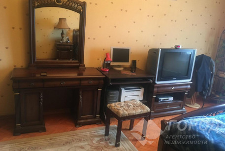 Продам 3-х кімнатну квартиру, Гагарина проспект, Защитников Украины метро (Площадь Восстания), Код: 633008/2