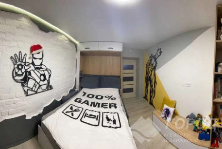 Продам 3-х кімнатну квартиру, Новые дома, Маршала Жукова метро (Дворец спорта), Код: 636754/2