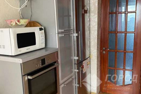 Продам 3-х кімнатну квартиру, Новые дома, Маршала Жукова метро (Дворец спорта), Код: 636754/2