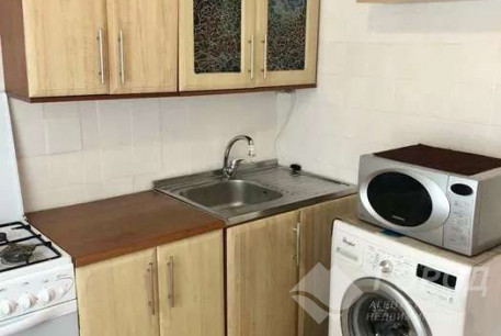 Продам 1-кімнатну квартиру, ХТЗ, Код: 637011/3