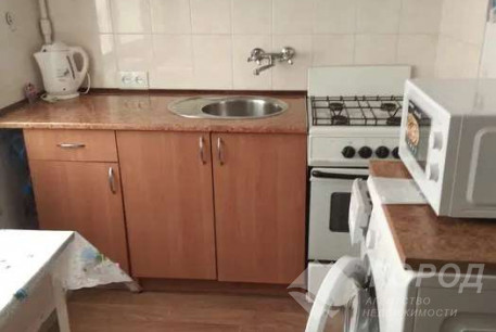 Продам 1-кімнатну малогабаритку, Гагарина проспект, Спортивная метро, Код: 637378/5