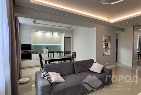 Продам 2-х кімнатну квартиру, Центр, Архитектора Бекетова метро, Код: 639336/2