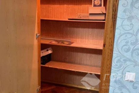 Продам 2-х кімнатну квартиру, Центр, Ярослава Мудрого пл., Код: 639336/3