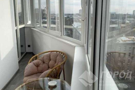 Продам 3-х кімнатну квартиру в новобудові, Центр, Код: 639904/2