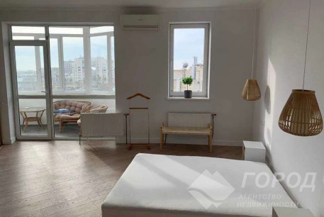 Продам 3-х кімнатну квартиру в новобудові, Центр, Код: 639904/2