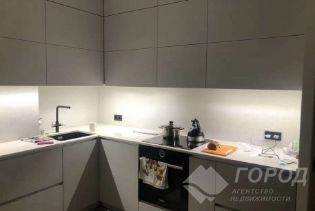 Сдам 3-х кімнатну квартиру, Центр, Код: 640210/3