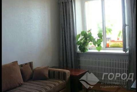 Продам 4-х кімнатну квартиру, Завод Шевченко, Код: 640483/4