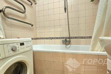 Продам 2-х кімнатну квартиру, Сосновая Горка, Код: 640523/49