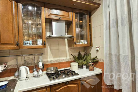 Продам 2-х кімнатну квартиру, Сосновая Горка, Код: 640523/49