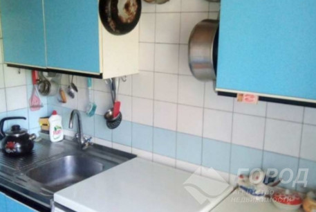 Продам 3-х кімнатну квартиру, Центр, Код: 640523/53