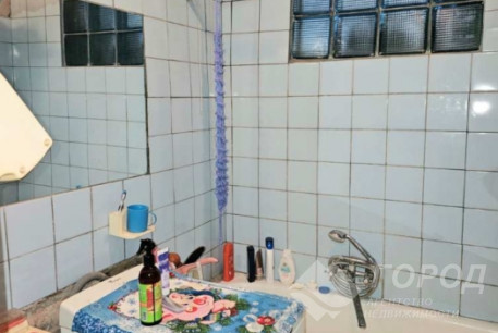 Продам 3-х кімнатну квартиру, Центр, Код: 640523/53