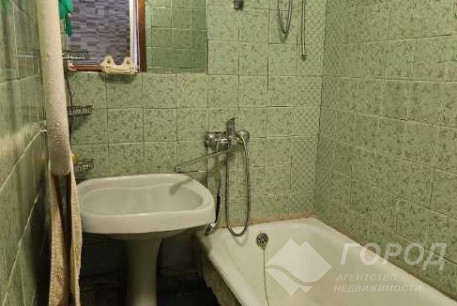 Продам 2-х кімнатну квартиру, Рогань, Код: 640841/51