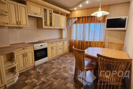 Продам 3-х кімнатну квартиру, Гагарина проспект, Проспект Гагарина метро, Код: 640841/59