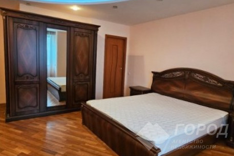 Продам 3-х кімнатну квартиру, Гагарина проспект, Проспект Гагарина метро, Код: 640841/59