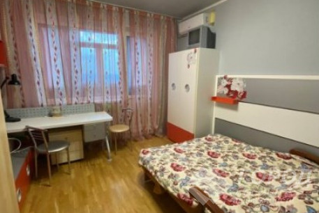 Продам 4-х кімнатну квартиру, Алексеевка, Код: 640841/66