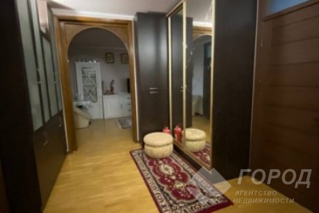 Продам 4-х кімнатну квартиру, Алексеевка, Код: 640841/66
