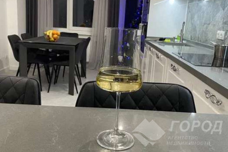 Продам 2-х кімнатну квартиру, Немышля, Код: 641025/2