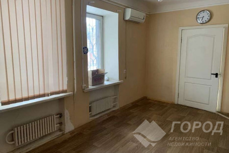 Продам 3-х кімнатну квартиру, Центральный рынок, Центральный Рынок метро, Код: 641580/1