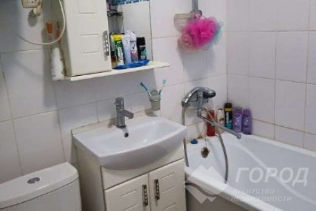 Продам 2-х кімнатну квартиру, ХТЗ, ХТЗ метро, Код: 641710/8