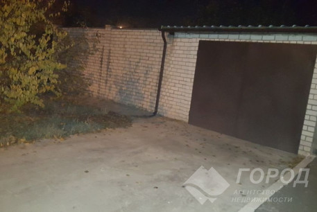 Продам полдома, Завод Шевченко, Николая Бажана ул., Код: 642263/3