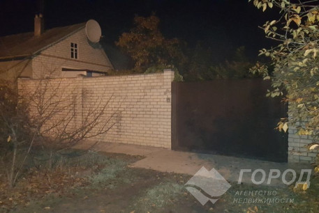 Продам полдома, Завод Шевченко, Николая Бажана ул., Код: 642263/3