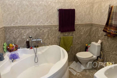 Продам 3-х кімнатну квартиру, , Код: 642779/7