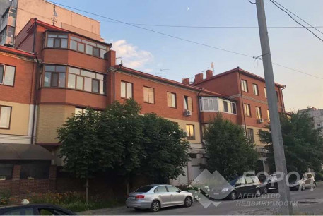 Продам 3-х кімнатну квартиру, , Код: 642779/7