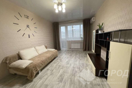 Сдам 2-х кімнатну квартиру, Алексеевка, Тополек, Код: 642972/3