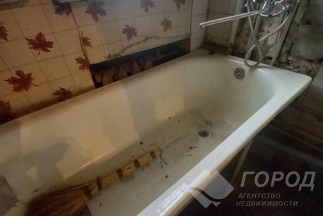 Продам 2-х кімнатну квартиру, Центральный рынок, Код: 643150/15