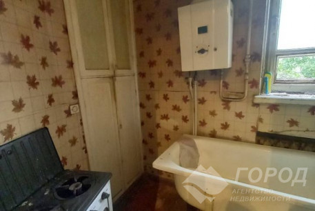Продам 2-х кімнатну квартиру, Центральный рынок, Код: 643150/15