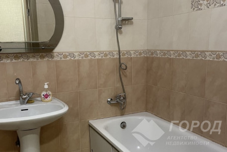 Сдам 2-х кімнатну квартиру, Алексеевка, Код: 643288/1