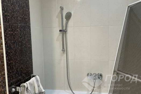 Продам 2-х кімнатну квартиру, Гагарина проспект, Метростроителей метро, Код: 643595/2