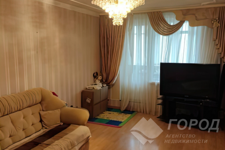 Продам 3-х кімнатну квартиру, Алексеевка, Код: 644148/1