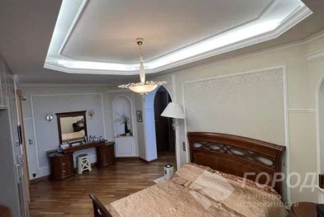 Продам 4-х кімнатну квартиру в новобудові, Центр, Площадь Конституции метро (Советская), Код: 644907/4