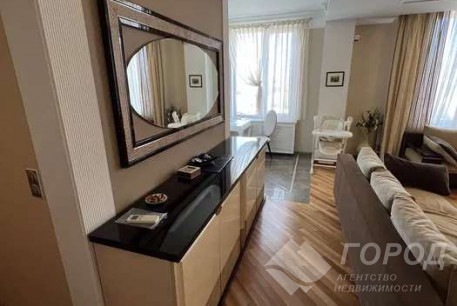 Продам 4-х кімнатну квартиру в новобудові, Центр, Площадь Конституции метро (Советская), Код: 644907/4