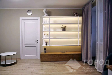 Сдам 2-х кімнатну квартиру, Центр, Код: 645081/4