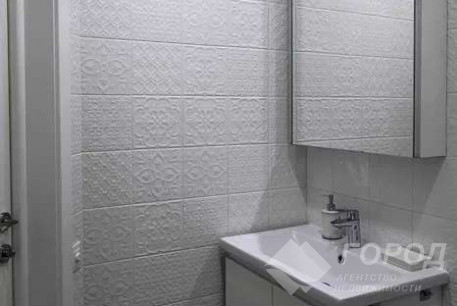 Сдам 2-х кімнатну квартиру, Центр, Код: 645081/4