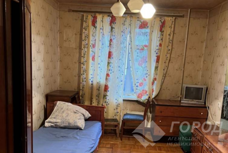 Продам 2-х кімнатну квартиру, Гагарина проспект, Код: 645243/38