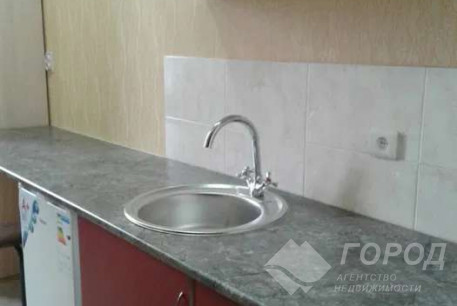 Сдам гостинку, Центральный рынок, Код: 645267/3