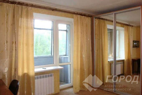 Сдам 4-х кімнатну квартиру, Центр, Код: 645280/4