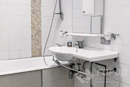 Продам 2-х кімнатну квартиру, Холодная Гора, Код: 645677/52