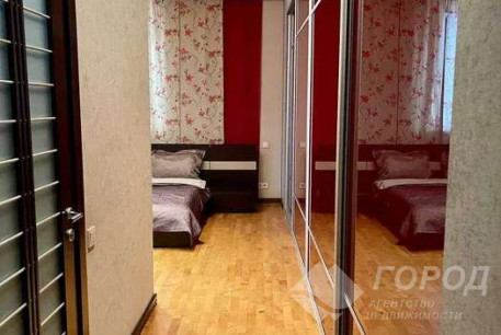 Продам 4-х кімнатну квартиру в новобудові, Сосновая Горка, Научная метро, Код: 645708/2