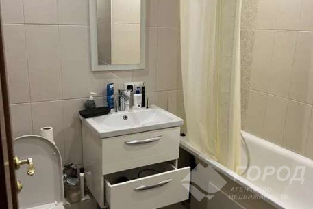 Сдам 3-х кімнатну квартиру, Центр, Код: 645888/2