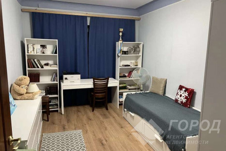 Сдам 3-х кімнатну квартиру, Центр, Код: 645888/2