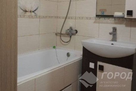 Продам 1-кімнатну квартиру, Гагарина проспект, Код: 645896/33