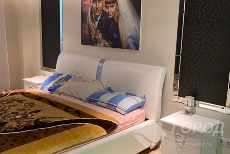 Продам 5-и кімнатну квартиру, Алексеевка, Код: 646267/19